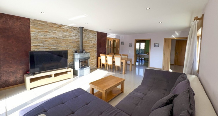 Ardon - Spacieuse villa avec 4 logements, idéale pour famille ou investisseur image 3