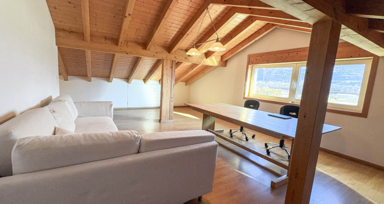 Ardon - Spacieuse villa avec 4 logements, idéale pour famille ou investisseur image 6