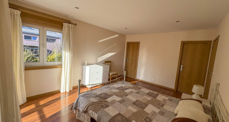 Ardon - Spacieuse villa avec 4 logements, idéale pour famille ou investisseur image 11