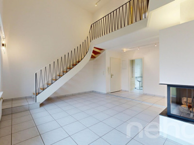 Maisonette-Dachwohnung mit drei Balkonen und eigenem Gartenanteil image 2