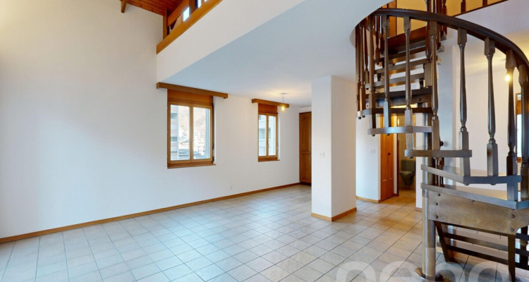 Grosszügige 5-Zimmer-Duplexwohnung mit Bergblick in Visp image 7
