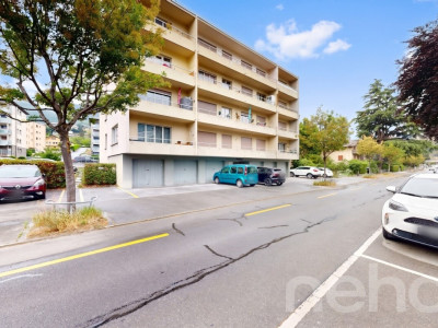 Appartement 3.5 pièces avec fort potentiel à Sierre image 1