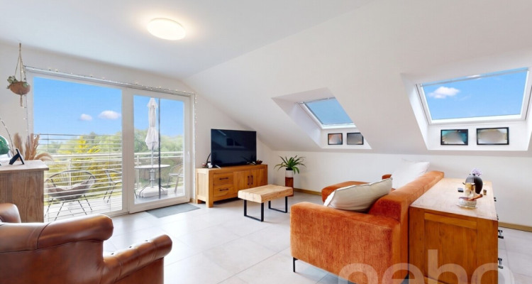 Attique contemporain traversant avec grand balcon et vue dégagée image 3