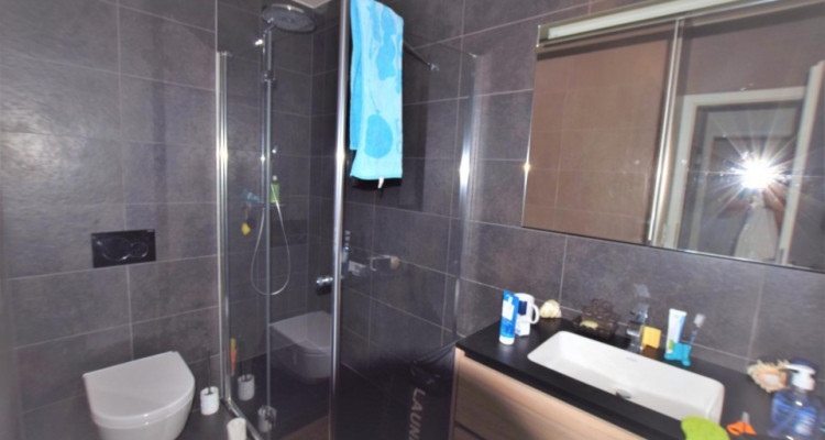 Bel appartement moderne de 5 P au coeur de Satigny. image 7