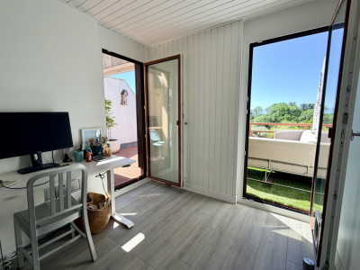 Un air de vacances entre ciel et lac : superbe triplex avec terrasse panoramique image 7