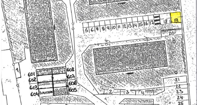 Place de parc et garage à louer - Rte de Vevey 29 à 43, 1009 Pully image 1