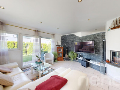 Superbe Villa 6.5 de 190m² avec piscine récente & jardin image 5