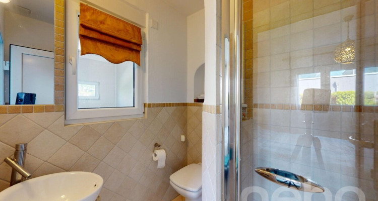 Superbe Villa 6.5 de 190m² avec piscine récente & jardin image 12