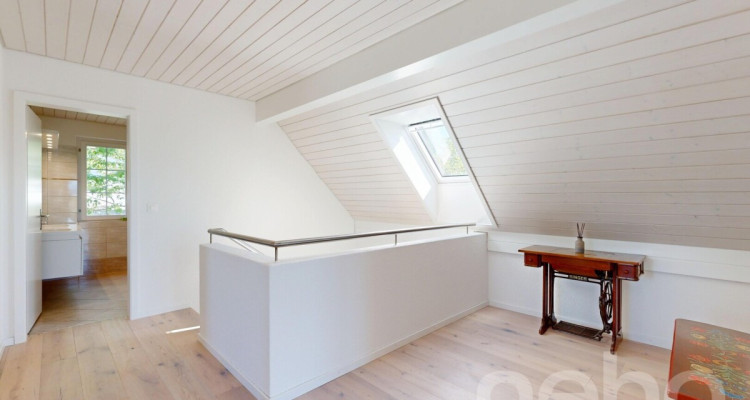 Attraktives 5.5-Zimmer-Einfamilienhaus mit unverbaubarer Aussicht image 8
