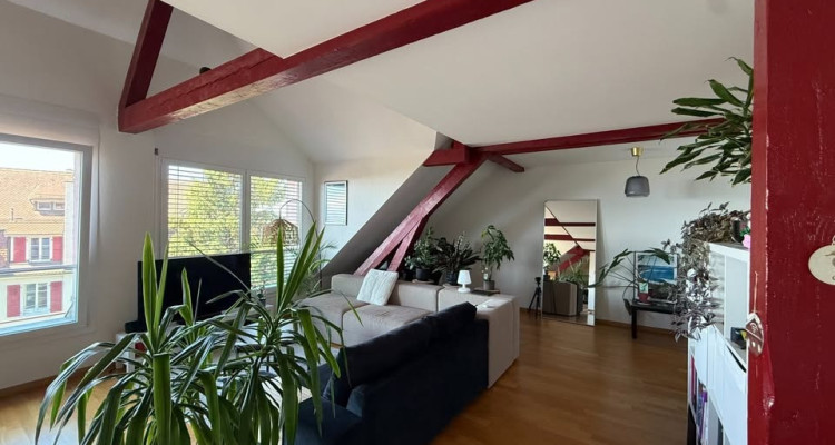 Magnifique loft 90m2 lumineux sous combles avec vue lac à Lausanne image 5