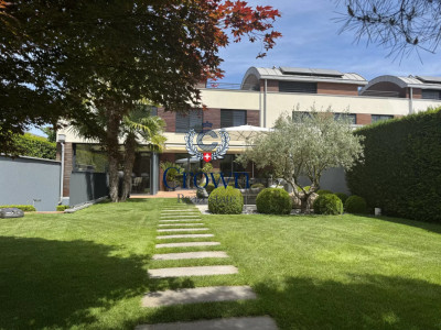 The comfort of a house, the elegance of a triplex image 6