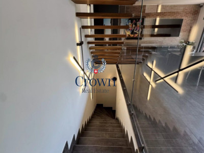 The comfort of a house, the elegance of a triplex image 13