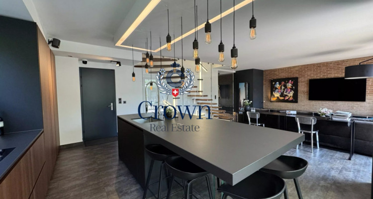 The comfort of a house, the elegance of a triplex image 8