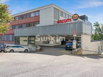 Bright 42 m² Office with Lift and Wharf Access in Lausanne image 4
