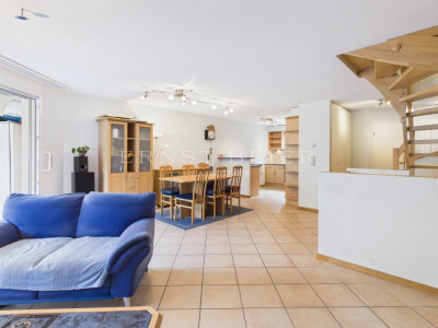 Magnifique triplex avec jardin privatif, environnement calme et verdoyant image 5