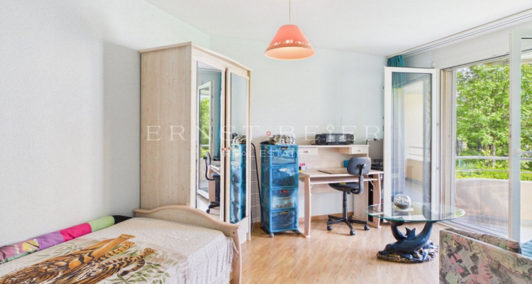 Magnifique triplex avec jardin privatif, environnement calme et verdoyant image 6