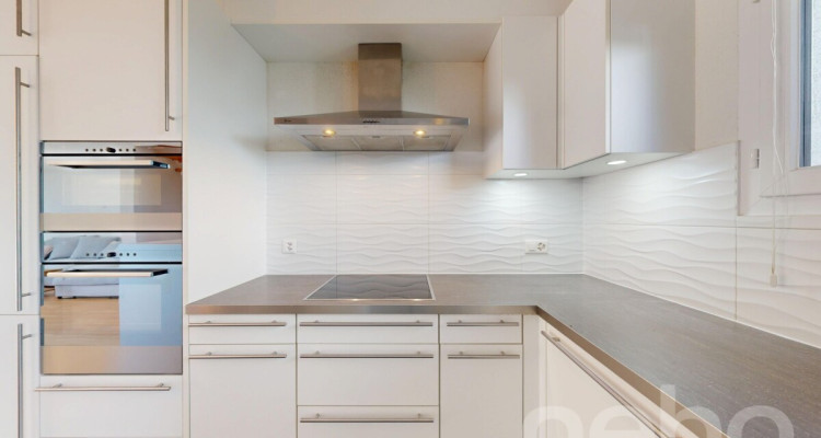 Appartement duplex comme une maison de 4.5 pièces avec jardin image 5