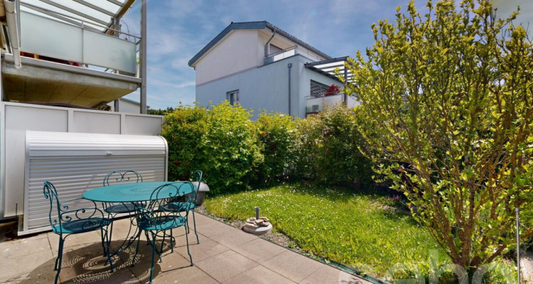 Appartement duplex comme une maison de 4.5 pièces avec jardin image 12