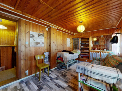 Maison spacieuse à fort potentiel dans un cadre paisible image 9