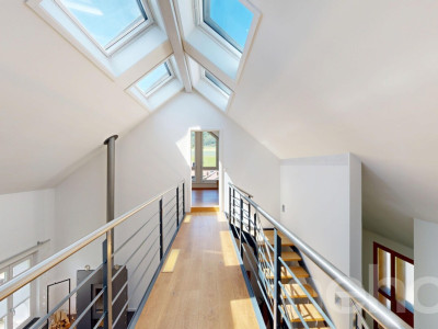 Stilvolles Zuhause mit Galerie, Garten und besonderem Wohnkonzept image 10