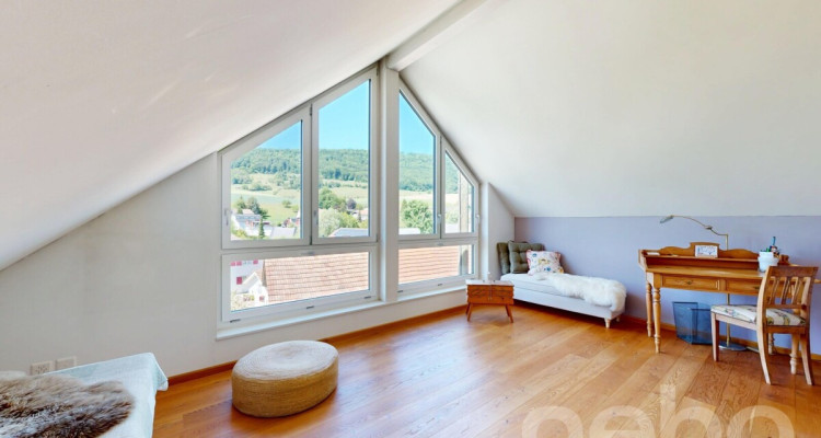 Stilvolles Zuhause mit Galerie, Garten und besonderem Wohnkonzept image 9