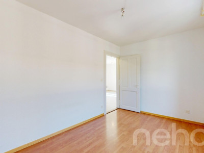 Charmant 2.5 pièces au calme à Clarens ? Idéal investissement image 10