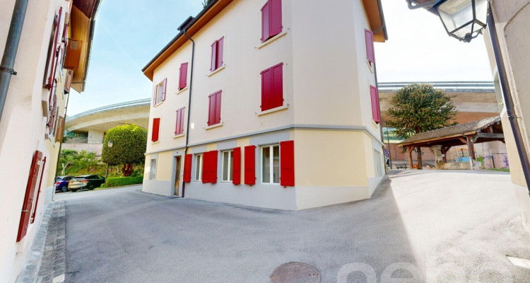 Charmant 2.5 pièces au calme à Clarens ? Idéal investissement image 11