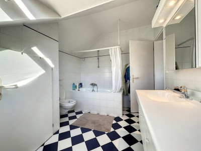 Superbe appartement 4,5 pièces en attique avec terrasse image 7