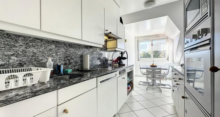 Superbe appartement 4,5 pièces en attique avec terrasse image 2