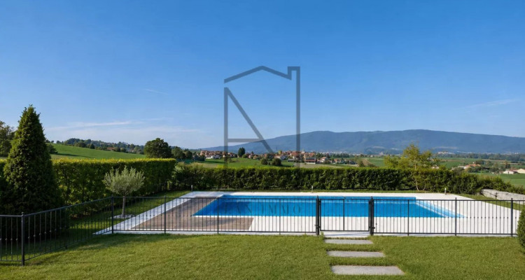 A rare and private retreat in the heart of nature image 4