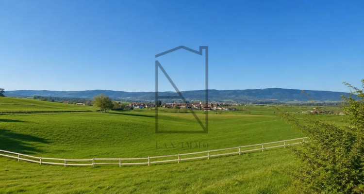 A rare and private retreat in the heart of nature image 5