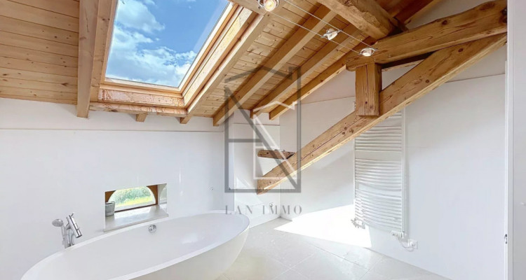 A rare and private retreat in the heart of nature image 11
