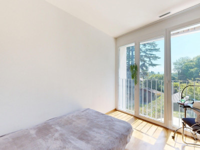 Maison familiale avec terrasses et beaux volumes au c?ur de Morges image 8
