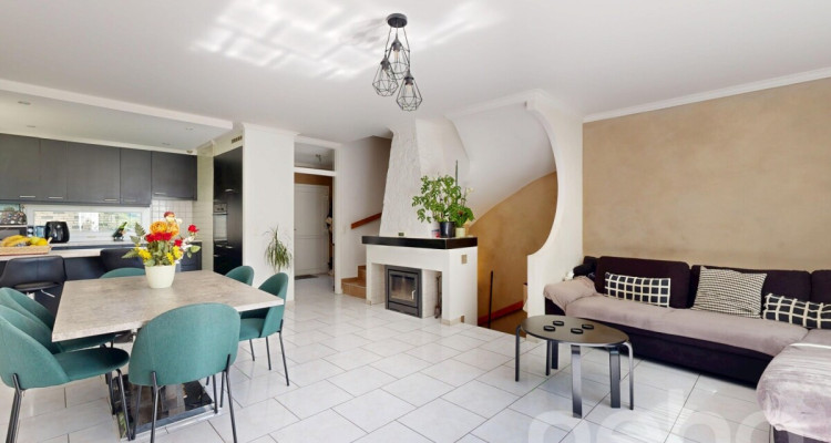 Maison familiale avec terrasses et beaux volumes au c?ur de Morges image 4