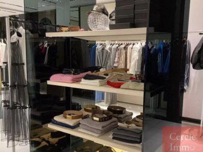 Boutique haut de gamme à vendre au centre-ville de Genève, quartier Rive image 9