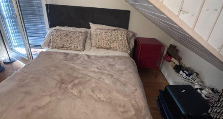 Superbe appartement rénové de 4 pièces à Veyrier image 5