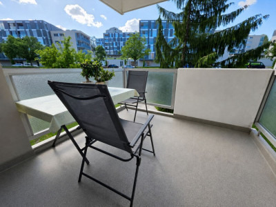 Appartement lumineux de 5,5 pièces avec ascenseur et garage image 2