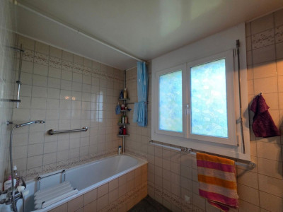 Appartement lumineux de 5,5 pièces avec ascenseur et garage image 8