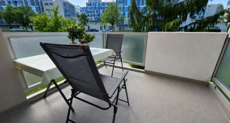 Appartement lumineux de 5,5 pièces avec ascenseur et garage image 2
