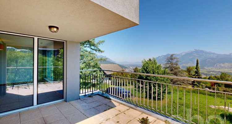 Exclusif: Villa Minergie de deux logements image 1