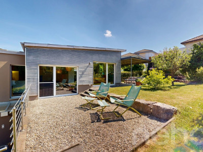 Top gepflegtes 5.5-Zimmer-EHF mit schönem Garten in 8213 Neunkirch image 1