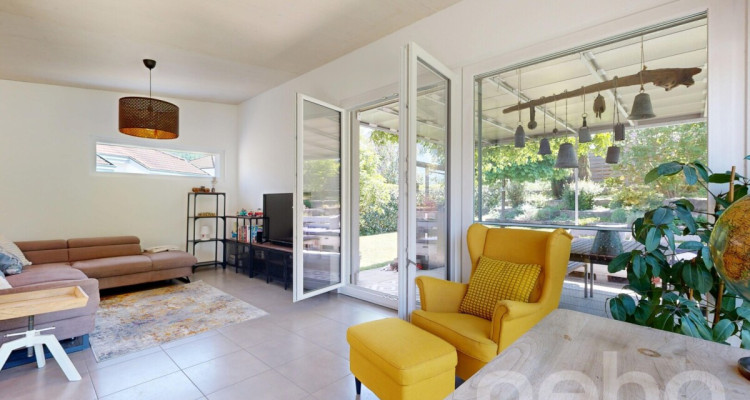 Top gepflegtes 5.5-Zimmer-EHF mit schönem Garten in 8213 Neunkirch image 3