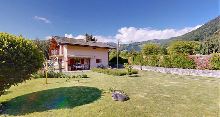 Splendide villa familiale à Bex : espace et potentiel insoupçonné! image 3