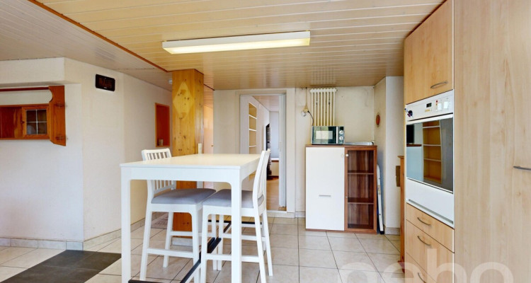 Charmantes 5-Zimmer-Eckreihenhaus an begehrter Lage in Bottighofen image 5