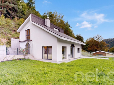 Villa in der Idylle mit Weitsicht auf die Berge image 1