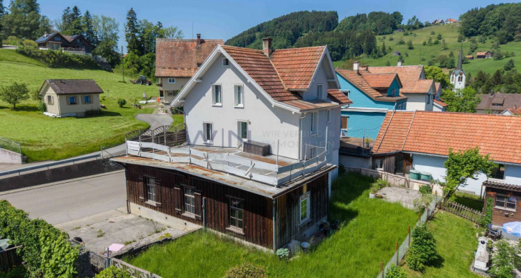 Modernisiertes  Familienhaus - attraktive Lage image 1