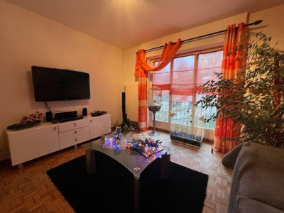 Appartement 3,5 pièces, au 2ème étage, avec balcon image 1