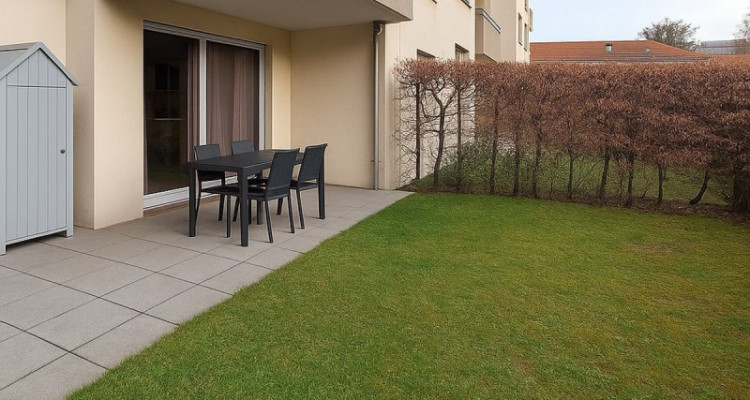 Appartement moderne de 4,5 pièces avec jardin image 10