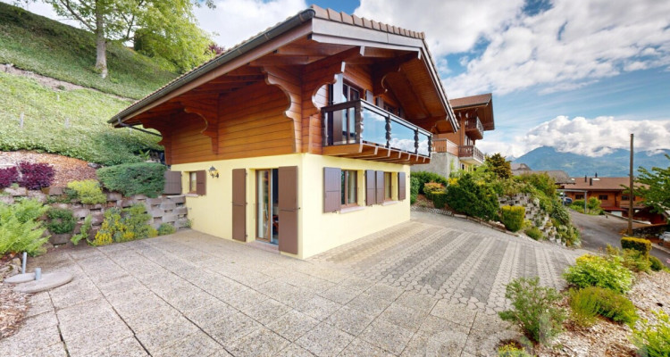 Exclusif: charmant chalet de 3 chambres dans un excellent état image 1