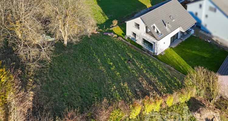 Einfamilienhaus mit Wellnessbereich, Garten und hochwertigem Ausbau image 11